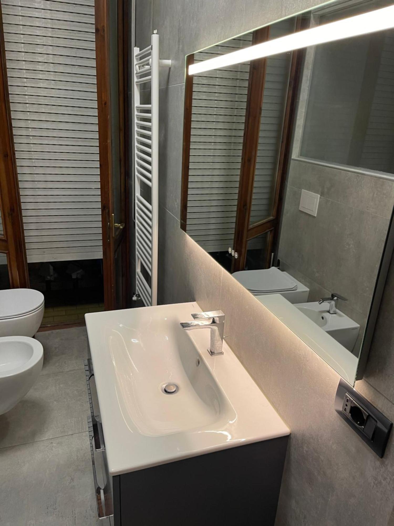 Bilocale Zona Navigli Apartman Milánó Kültér fotó