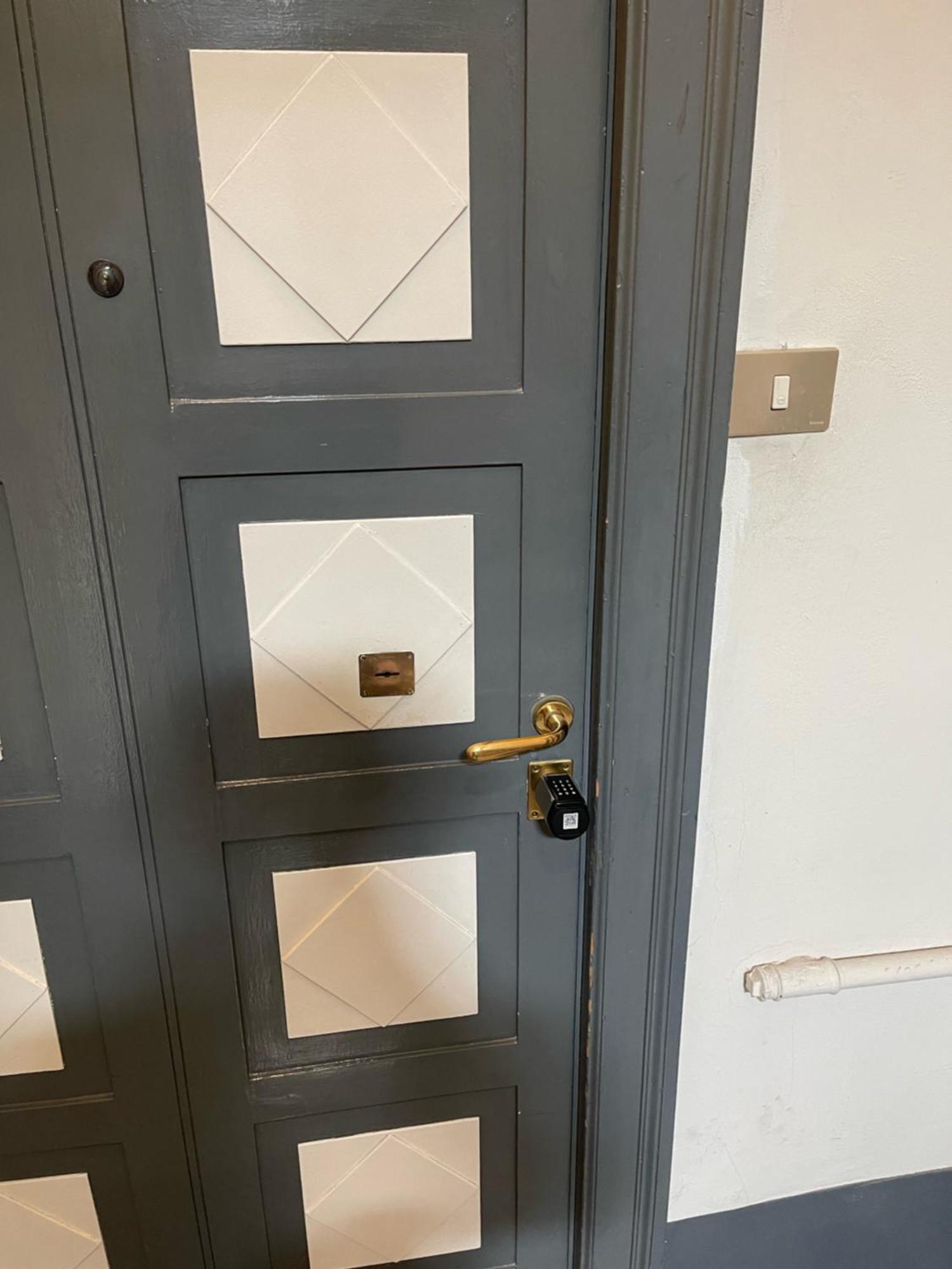Bilocale Zona Navigli Apartman Milánó Kültér fotó